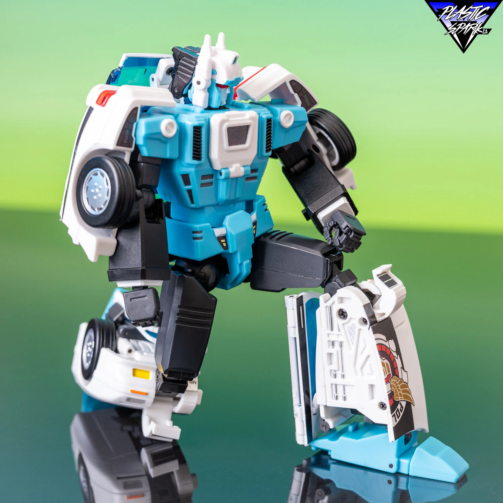 Review - Fans Hobby MB-13 Ace Hitter — Plastic Spark Photography